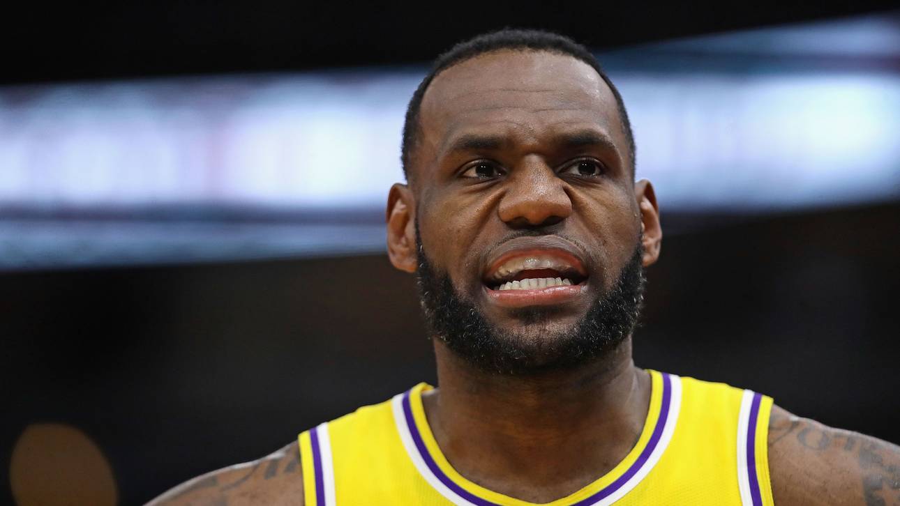 James polarisiert bei Lakers-Pleite