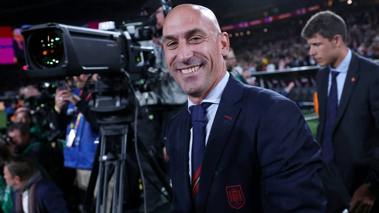 FIFA sperrt Spaniens Verbandschef Rubiales vorläufig