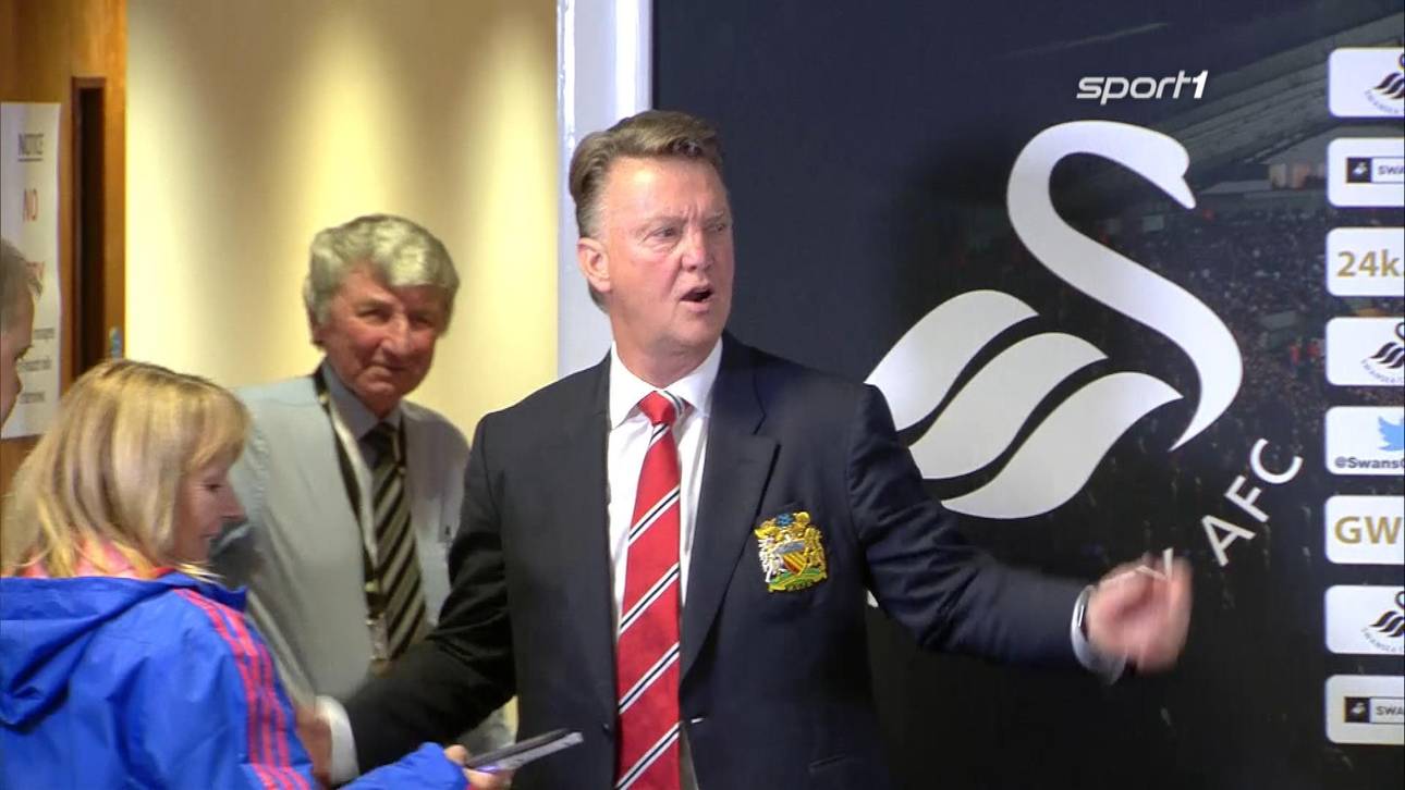 United-Pleite: Van Gaal bricht PK ab