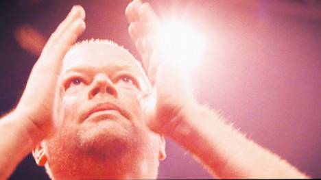 Raymond van Barneveld will in die Königsklasse des Dartssports zurückkehren. Gegenüber SPORT1 verrät "Barney", wie genau er sein Comeback plant.  