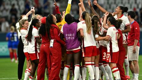 Bislang ein Jubel ohne Wert: Kanadas Fußball-Frauen.