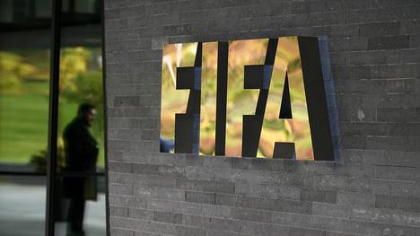 Die FIFA-Ethikkommission sperrt drei Ex-Funktionäre