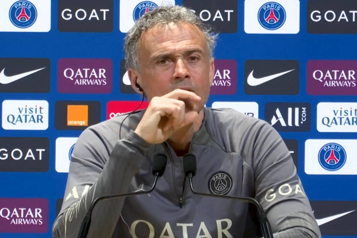 Frankreichs Nationaltrainer Didier Deschamps hatte sich zuletzt leicht über die vermeintlich geringe Spielzeit von Randal Kolo Muani beschwert. PSG-Trainer Luis Enrique nimmt dazu Stellung.