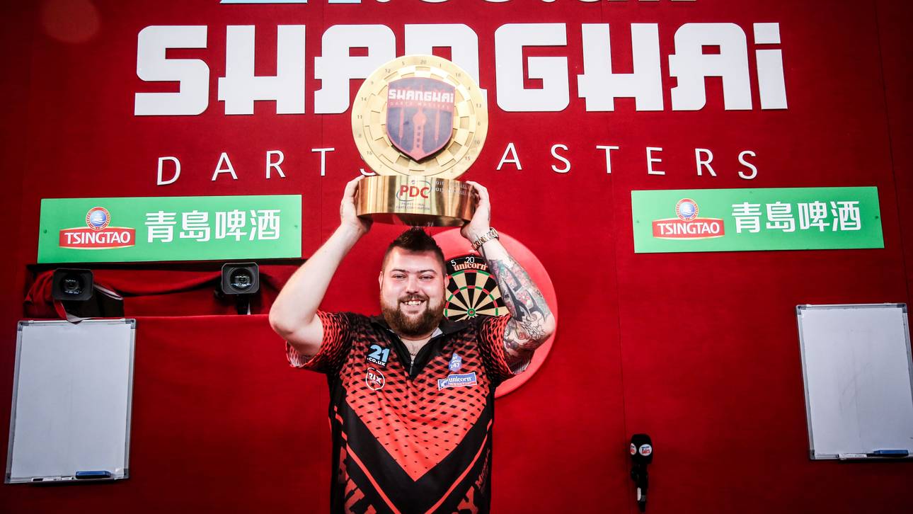 Bully Boy schlägt Cross in Shanghai