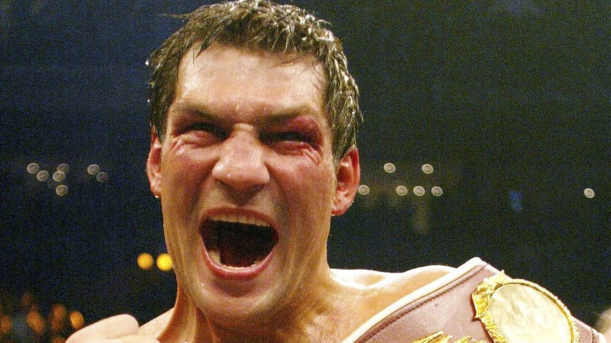 Selbiger hält seinerzeit alle Halbschwergewichts-Gürtel, außer den der WBO. Schlussendlich scheitert ein Vereinigungskampf wohl an den Finanzen