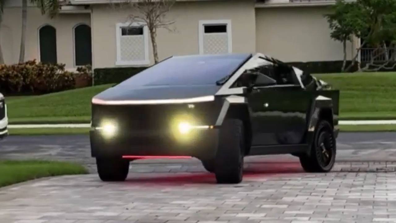 Sport-Legende O'Neal protzt mit Science-Fiction-Auto