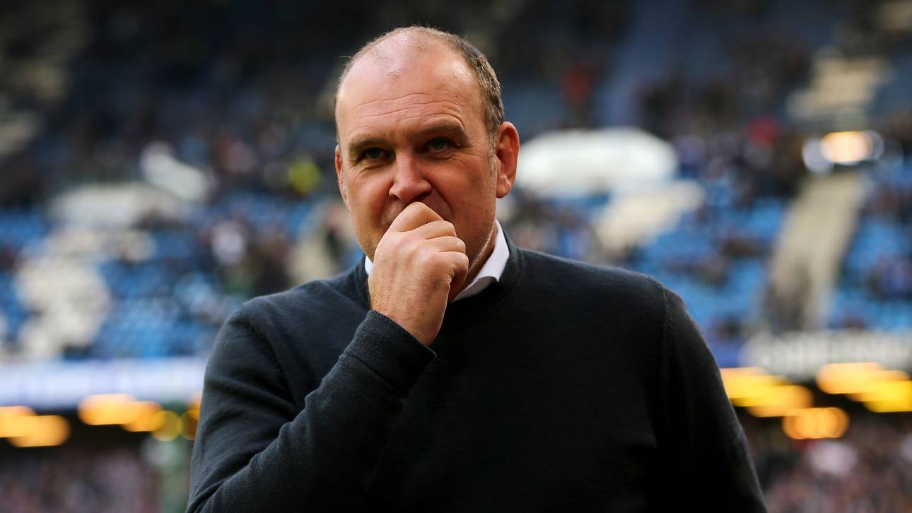 Schmadtke verschenkt Kaugummi