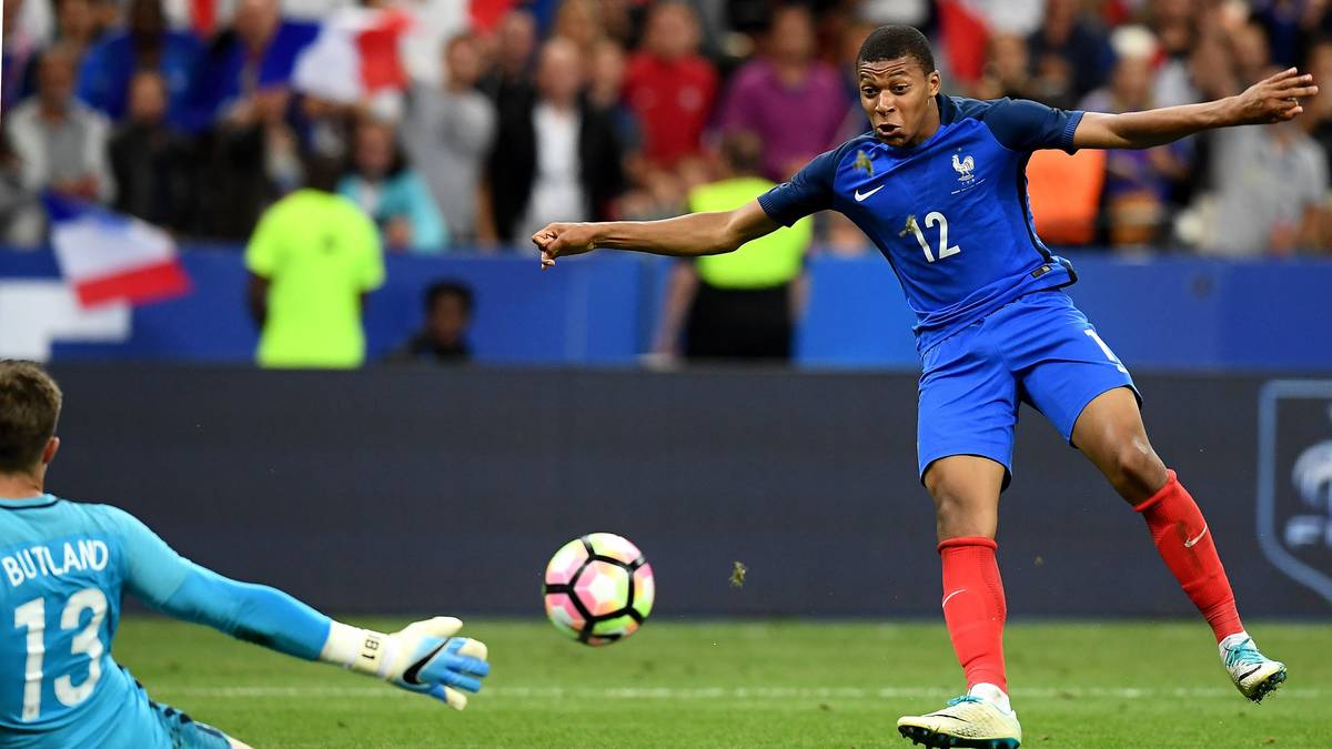 1. Kylian Mbappe (AS Monaco, Sturm)