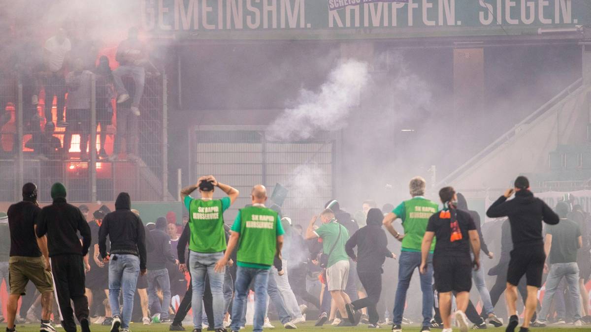 Harte Strafen nach Derby-Krawallen