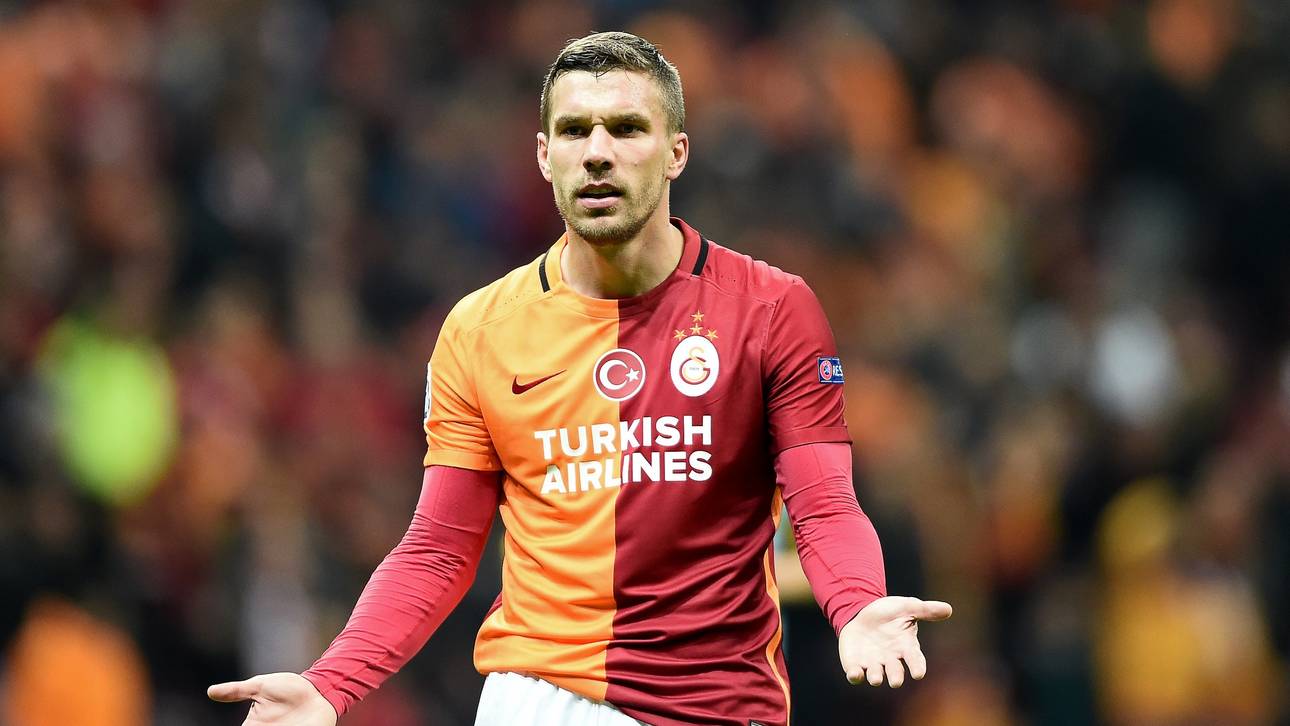 Podolski-Team verliert Stadtduell