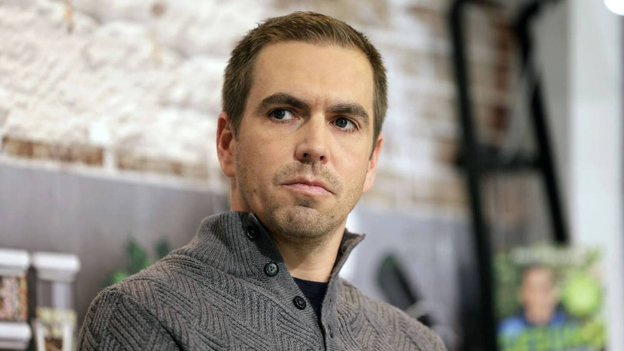 Philipp Lahm sagt Joshua Kimmich sollte nicht als Rechtsverteidiger auflaufen