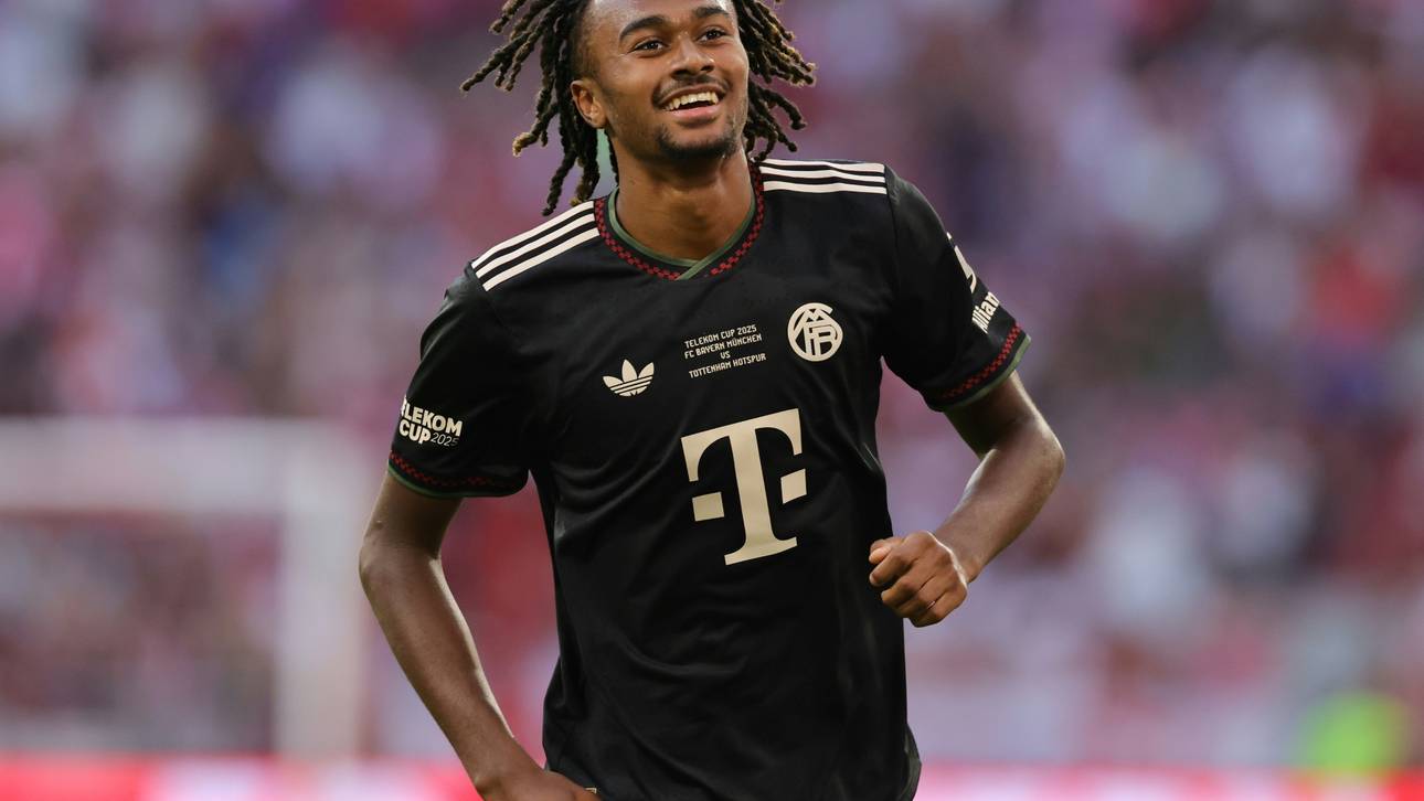 FC Bayern verleiht Talent Kusi-Asare nach Fulham