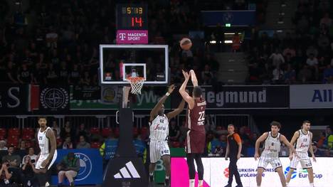 Die Basketballer des FC Bayern München bleiben auf Erfolgskurs. In der Euroleague gelang ein nicht erwarteter Sieg gegen Bologna.