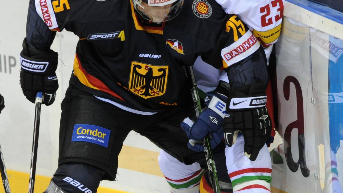 MARCUS KINK: Zumindest in Mannheim hat es der 30-Jährige zur Kultfigur geschafft. Sein zehnjähriges Jubiläum feierten die Adler-Fans mit einem riesigen Banner. Mit dem Titelgewinn krönte er seine DEL-Karriere in dieser Saison