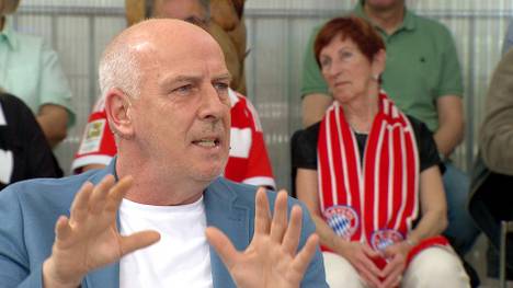 Schiedsrichter Felix Zwayer nutzte für die letzte strittige Szene im Bundesliga-Topspiel nicht den VAR. Die Doppelpass-Runde diskutiert über die richtige Herangehensweise.