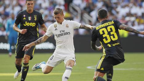 Gibt es für Toni Kroos nach sieben Jahren doch nochmal eine neue Herausforderung. Juventus hat den Mittelfeldspieler auf dem Zettel.