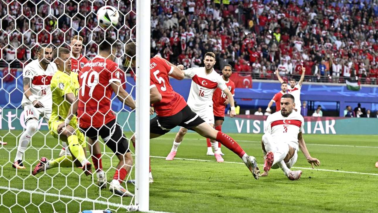 Türkei gelingt historisches Blitztor