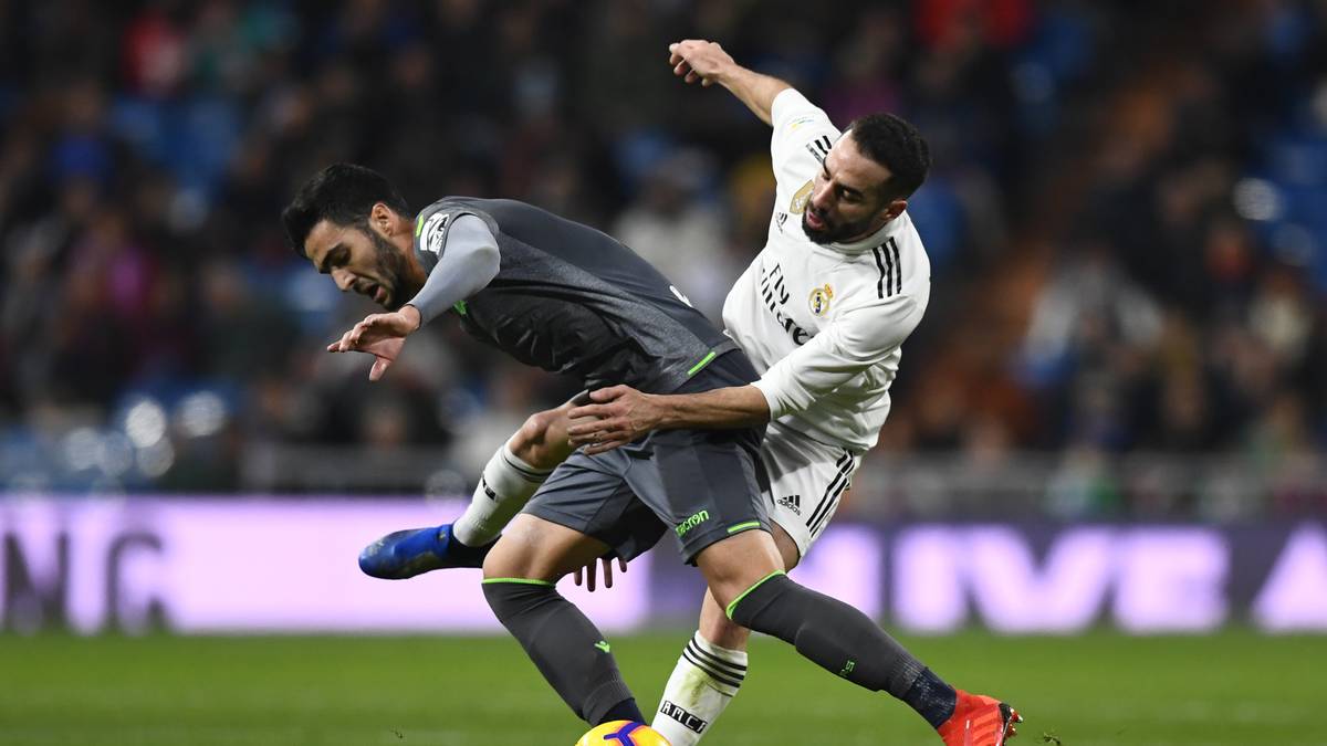 Auch MIKEL MERINO verdingte sich zwischenzeitlich im Vereinigten Königreich. Nachdem ihm beim BVB der Durchbruch nicht gelang, wurde der Mittelfeldspieler inklusive Kaufoption an Newcastle United verliehen. Nach überzeugenden Leistungen zogen die Magpies die 7-Milionen-Euro-Option - und verkauften ihn direkt gewinnbringend (12 Millionen) weiter in die spanische Heimat zu Real Sociedad 