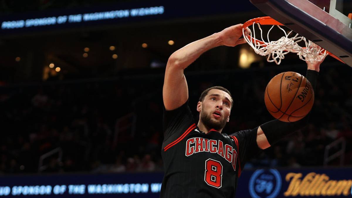 PLATZ 4 - CHICAGO BULLS (3,2 Milliarden): Nur eine zehnprozentige Steigerung verbuchen die Bulls, der niedrigste Wert unter den Top sechs. Das liegt sicher auch an den sportlich mauen Jahren der Traditionsfranchise