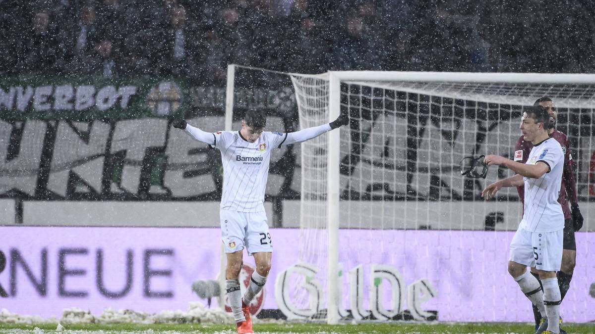 Kurz vor dem Ende schlägt dann aber Kai Havertz per Kopf zu - und Leverkusen gewinnt