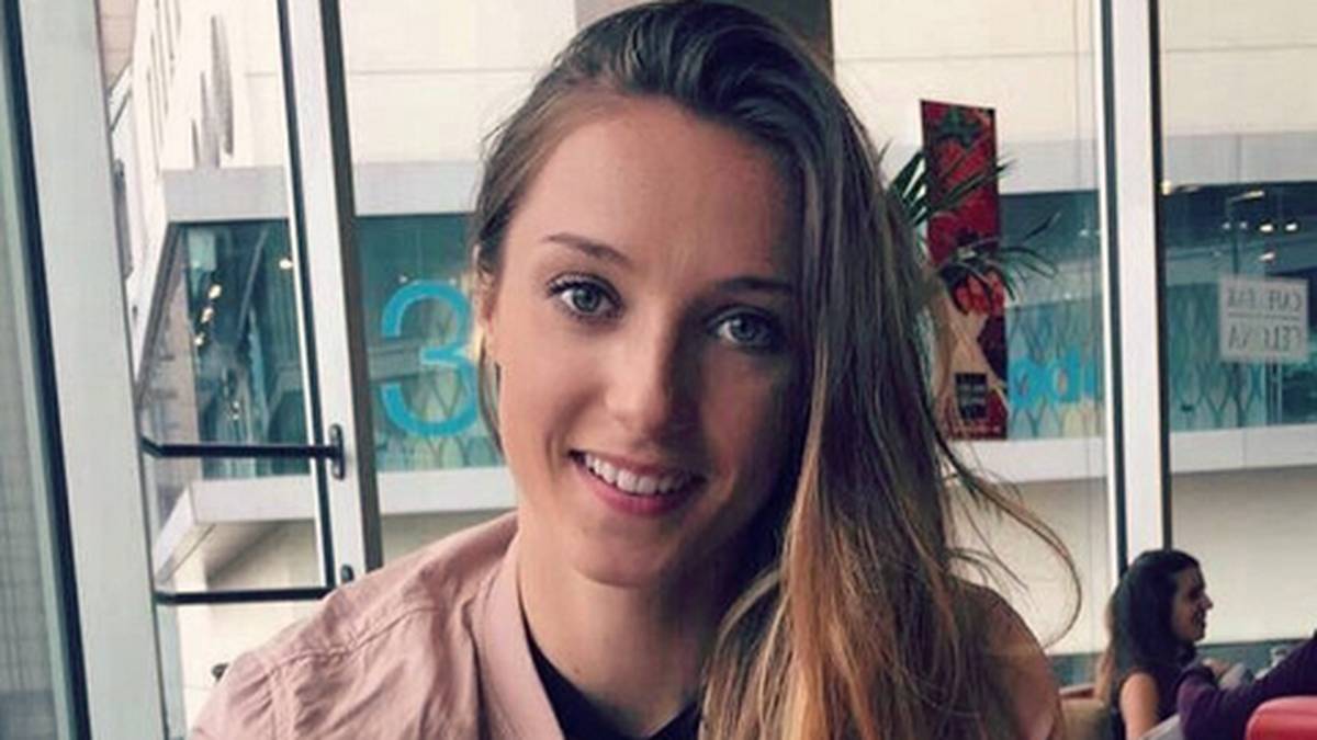 Nicht nur Sportbekleidung steht ihr, auch privat macht sie im Casual-Look eine gute Figur