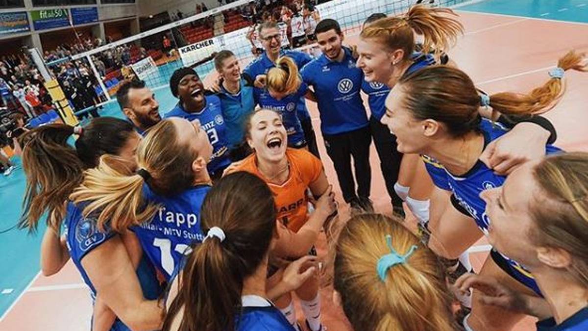 PLATZ 1 -  ALLIANZ MTV STUTTGART: Nach dem ersten Meistertitel in der vergangenen Saison und dem überraschenden Einzug ins Viertelfinale der Champions League gehört Stuttgart erneut zu den Top-Favoriten. Zum Auftakt steht gleich eine schwere Hürde gegen den Dresdner SC an - ein richtungsweisendes Spiel