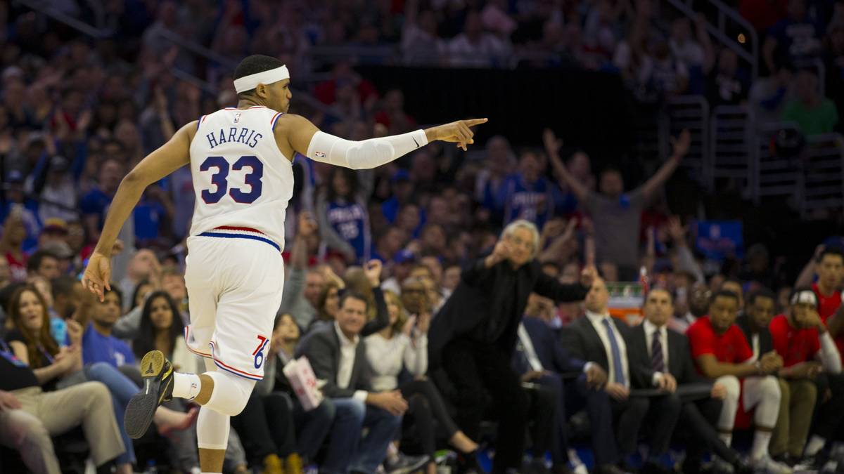 Der Kontrakt geht über fünf Jahre. Harris kassiert dabei 180 Millionen Dollar. Der 26-Jährige kam im Februar diesen Jahres kurz vor der Trade Deadline nach Philadelphia
