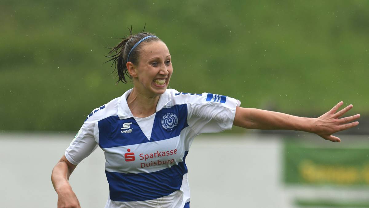 PLATZ 9: MSV DUISBURG - Nach dem Kantersieg im DFB-Pokal wollen die Zebras im Derby gegen Essen nachlegen (ab 12.55 Uhr LIVE im TV auf SPORT1). Ein Sieg wäre enorm wichtig, um nicht früh den Anschluss an das Mittelfeld zu verlieren. Priorität hat aber wieder der Klassenerhalt - das sollte auch in dieser Saison klappen