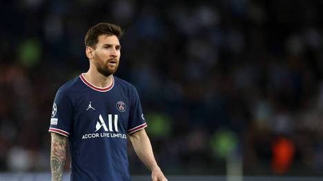 Auch mit seinen 34 Jahren zählt Lionel Messi noch lange nicht zum alten Eisen. Doch ist der GOAT auch in FIFA 22 der beste Spieler?