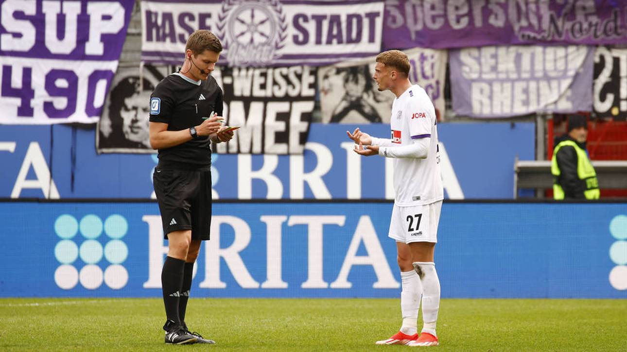 Bayern-Flop mit kuriosem Platzverweis