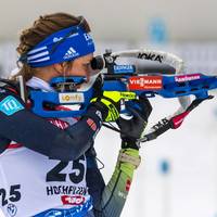 In Abwesenheit der erkrankten Franziska Preuß haben die deutschen Biathletinnen in Hochfilzen das Podest klar verpasst.