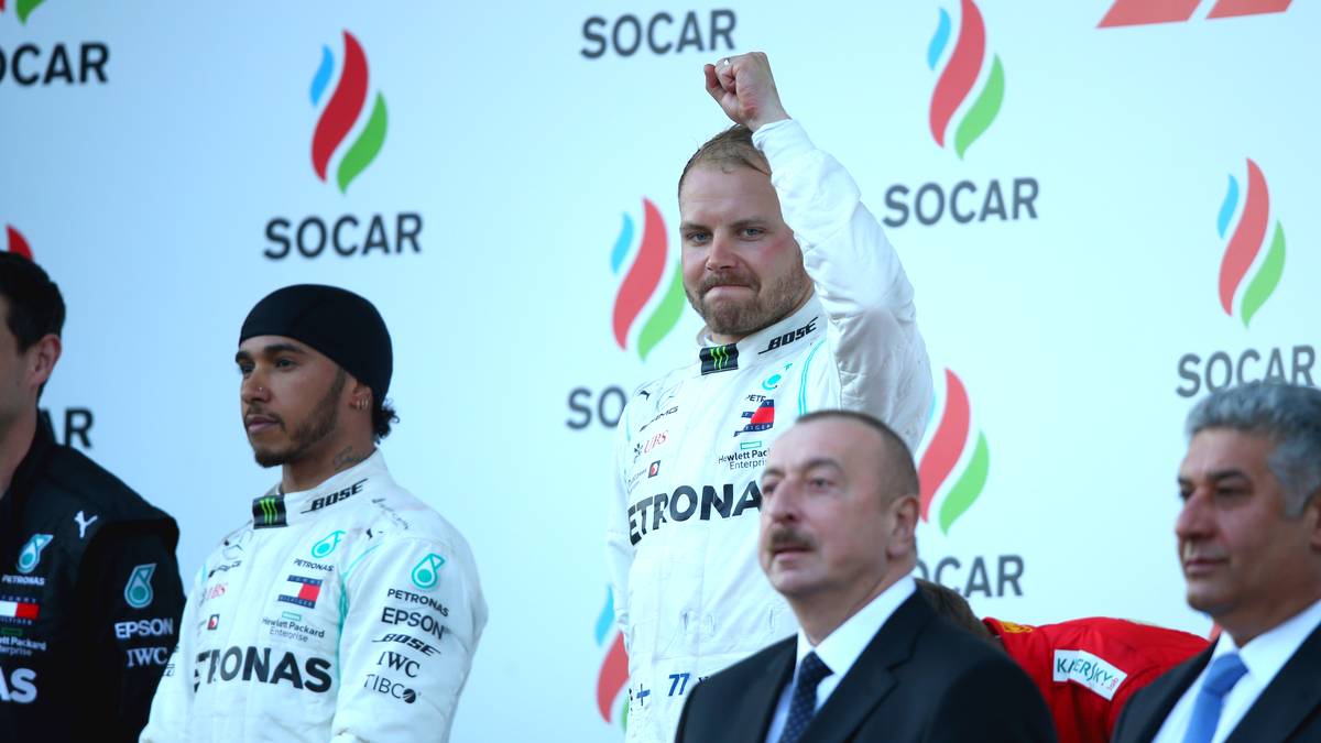 FRANKREICH - L'Equipe: "Bottas wirkt, viel mehr als Vettel, wie Hamiltons echter Rivale im Kampf um den Titel. Deutlich effektiver und geradliniger als noch im vergangenen Jahr. Ferrari kann noch so viele Updates bringen, Mercedes wirkt stets unerreichbar"