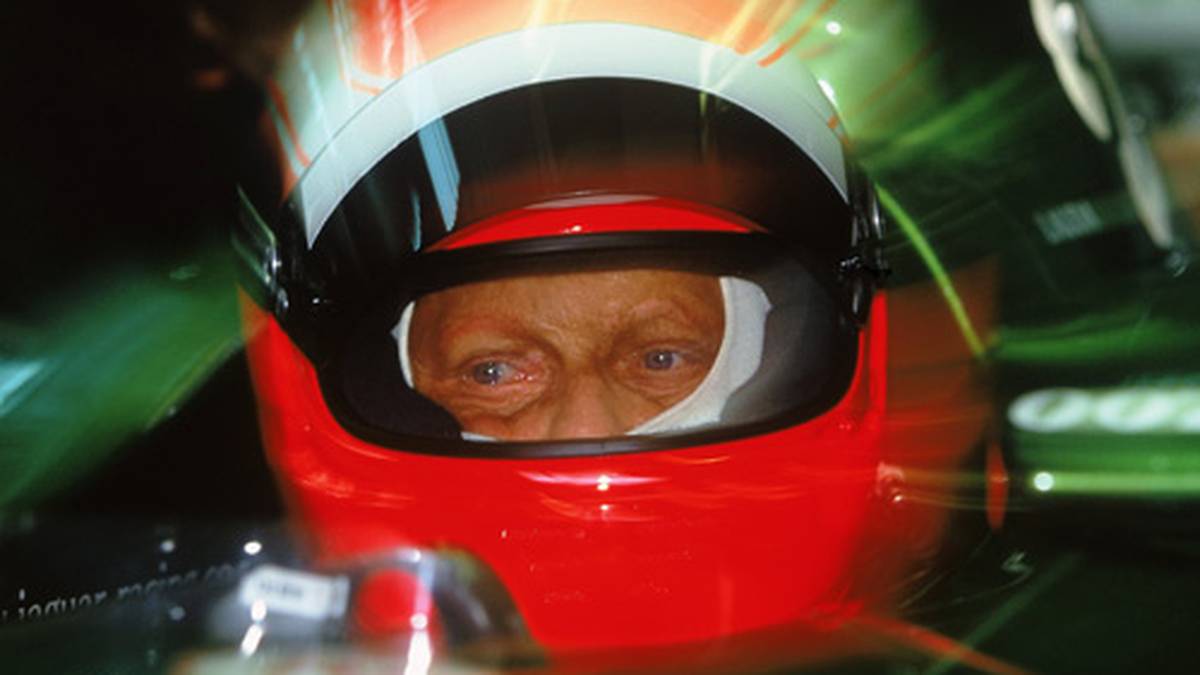 ...und kehrt dabei auch selbst nochmal ans Steuer zurück