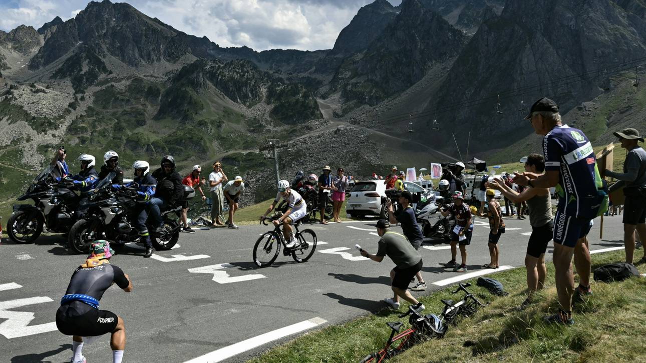 43-km-Solo: Pogacar fliegt auf Tourmalet-Etappe in Gelb