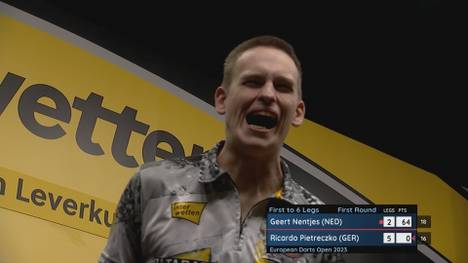 In der ersten Runde der European Darts Open in Leverkusen schlägt der deutsche Ricardo Pietreczko den Niederländer Geert Nentjes mit 6:2.