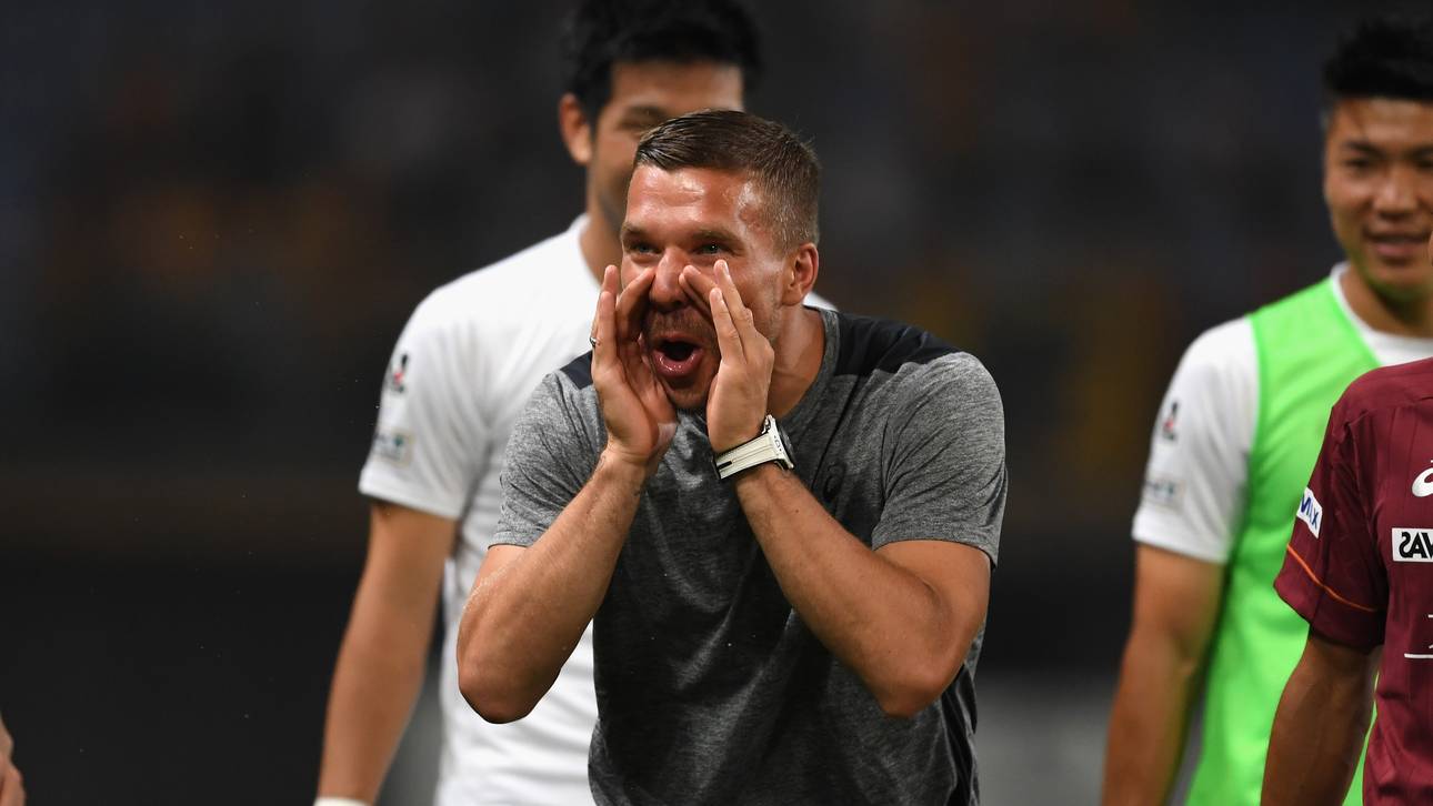 Podolski verspottet Chinas Fußball