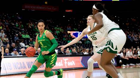 NCAA Women's Final Four - Semifinals Satou Sabally gilt als großes Talent und mischt den College Basketball ordentlich auf