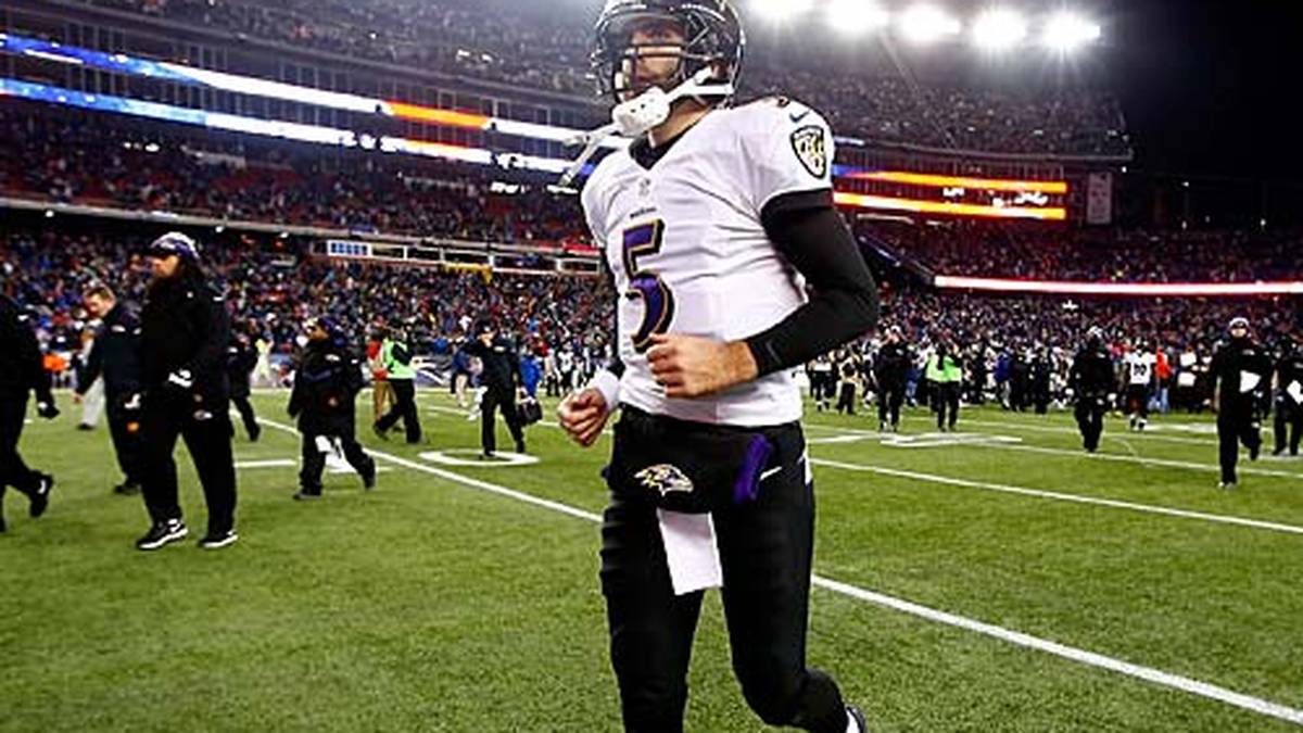 So endet der Abend für Joe Flacco trotz vier Touchdown-Pässen traurig. Seine Ravens streichen die Segel