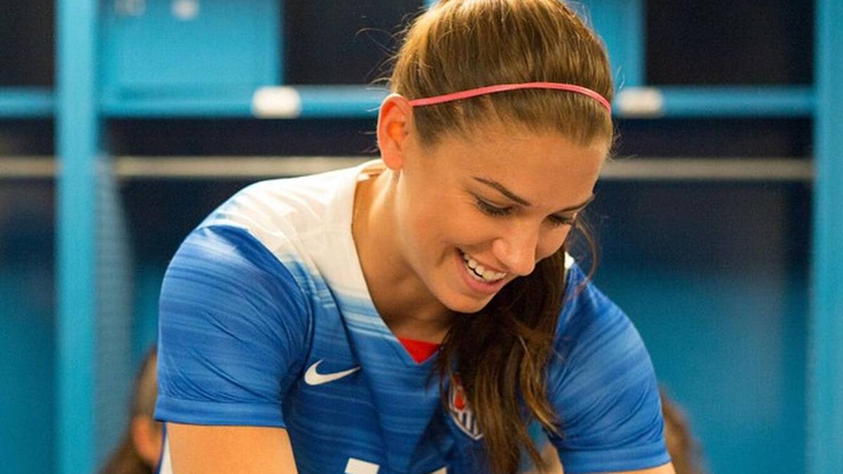 Ihre Sturmpartnerin ist Alex Morgan - und die kann sich ebenfalls sehen lassen