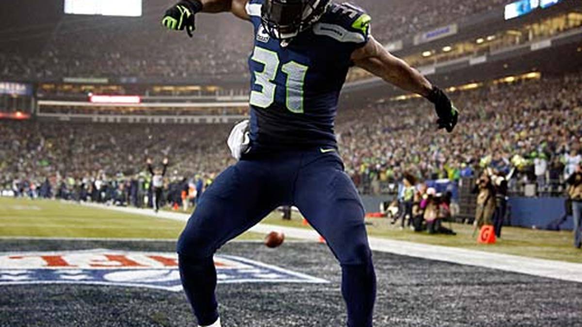 Den Spaß seines Lebens hat derweil Safety Kam Chancellor von den Seattle Seahawks. Gegen die Carolina Panthers fängt er einen Pass von Panthers-Quarterback Cam Newton ab und trägt das Ei bis in die gegnerishce Endzone