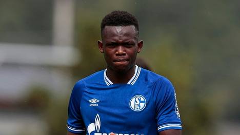 Schalke verleiht Rabbi Matondo an Stoke City