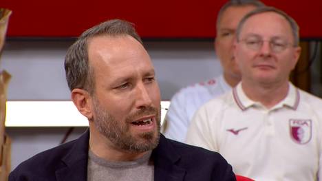 Nach der Trennung von Trainer Sandro Wagner gewinnt der FC Augsburg überraschend gegen Bayer Leverkusen. FCA-Boss Michael Ströll erklärt das Aus und enthüllt im Doppelpass eine noble Geste von Wagner nach dem Spiel.