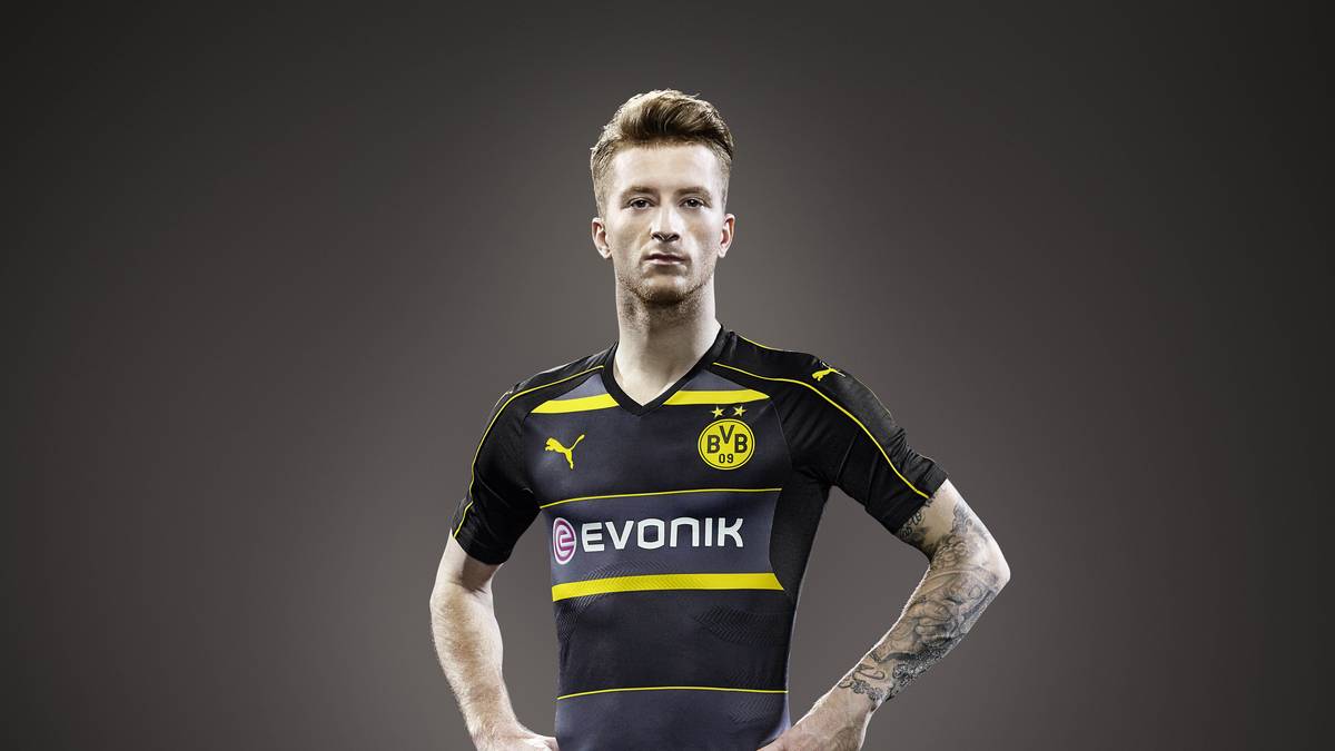 Borussia Dortmund läuft nächste Saison auswärts im modernen dreifarbigen Blockstreifendesign mit unterschiedlich breiten Streifen auf
