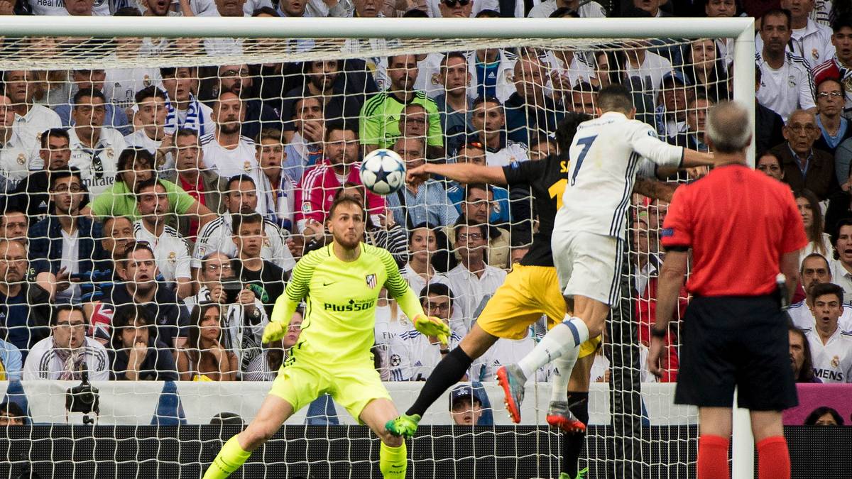 ATLETICO MADRID - JAN OBLAK: Rettete in der Anfangsphase zweimal glänzend gegen Varane und Benzema. War gegen Ronaldo aber chancenlos. SPORT1-Note: 3,5