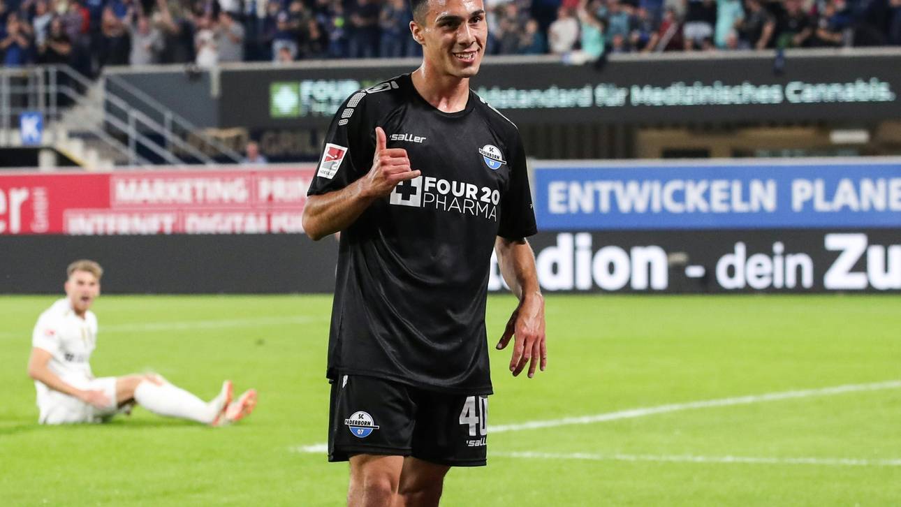 Paderborn dreht Spiel gegen Wiesbaden