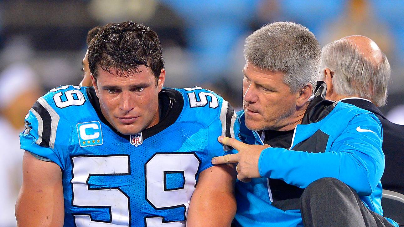Luke Kuechly musste mit einer Gehirnerschütterung vom Feld