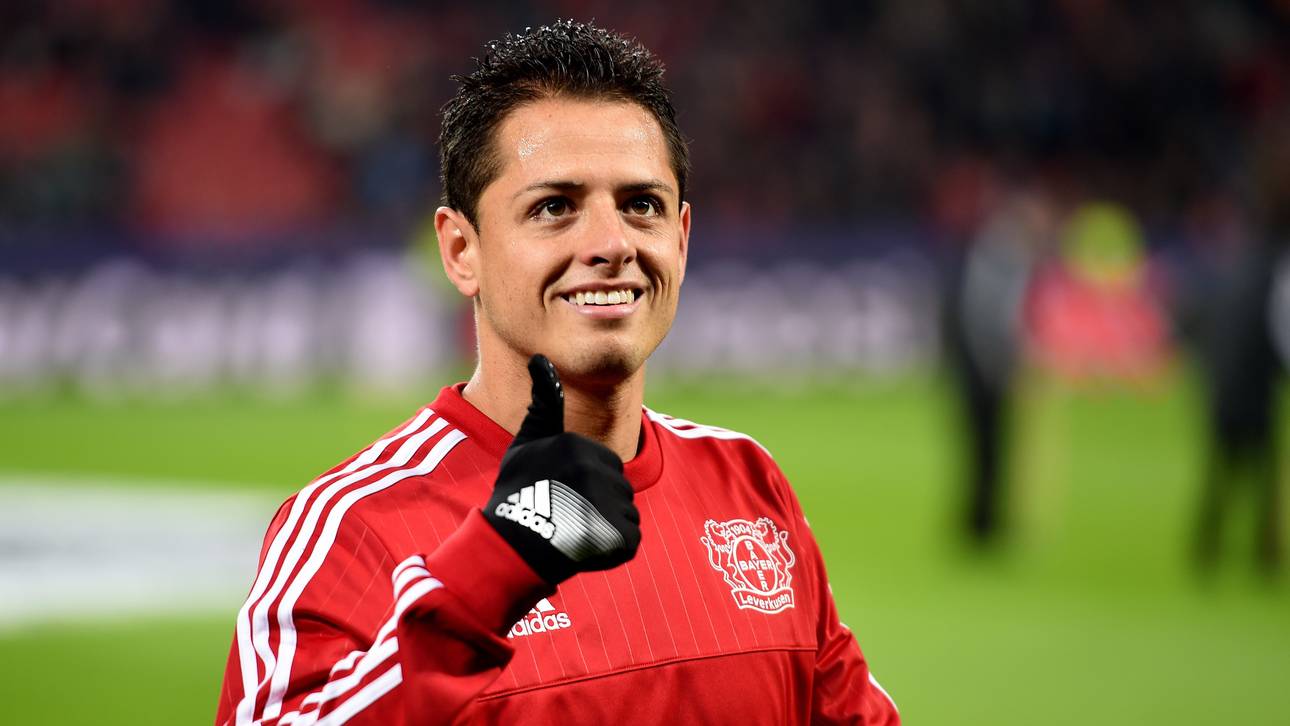Chicharito stürmt von Beginn an