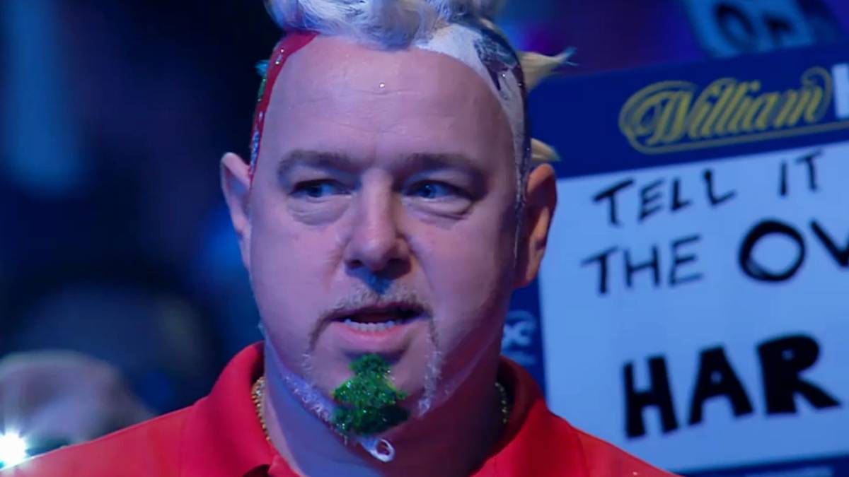 Paradiesvogel Peter Wright hat sich mal wieder etwas Besonders einfallen lassen: ein Tannenbaum als Bärtchen