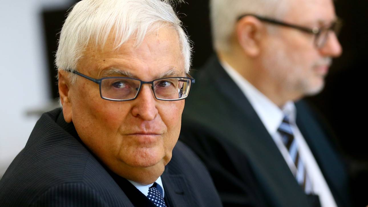 Zwanziger sieht von Klage ab