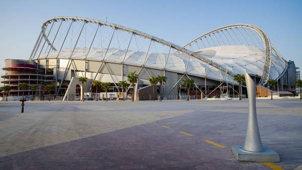 Kapazität: 40.000, Standort: Al-Rayyan, Umbau (Wiedereröffnung 2020), Kosten: 381 Mio. Euro, Acht WM-Partien (Sechs Gruppenspiele, ein Achtelfinale, Spiel um Platz Drei)